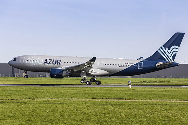 air-journal_Aigle-Azur-A330-200-1er2-wide.jpg